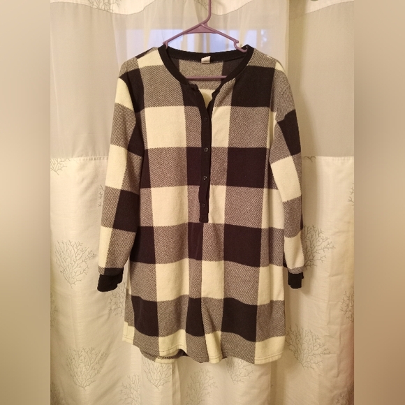 Old Navy Other - Plaid Sleep Romper